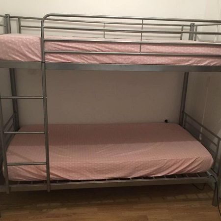 Lori Hostel Bobigny Esterno foto