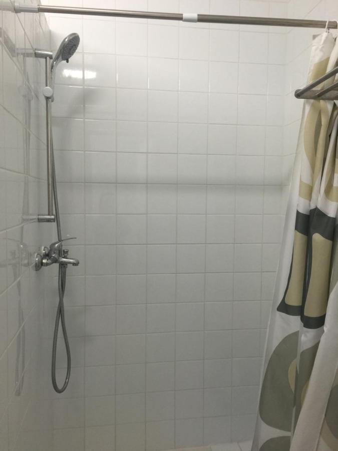 Lori Hostel Bobigny Esterno foto